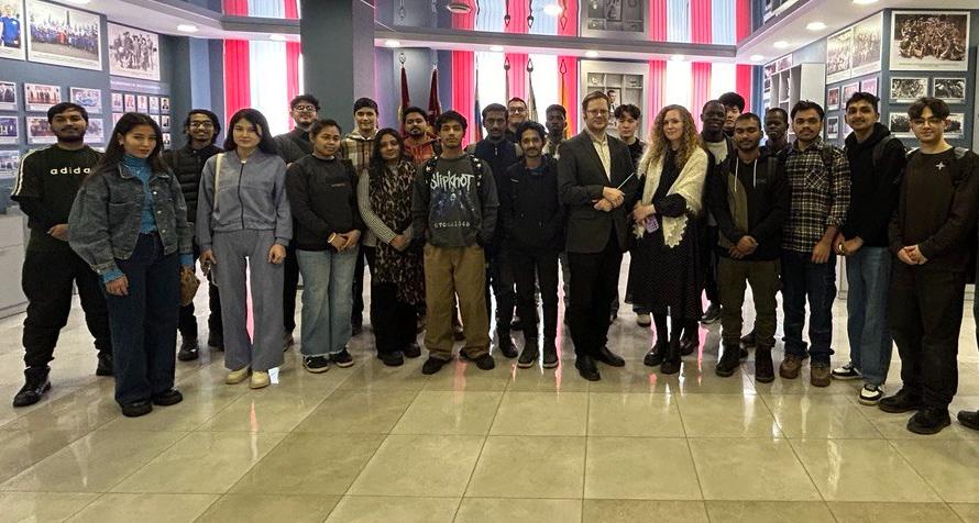 Продолжается цикл экскурсий по музейному пространству Политеха