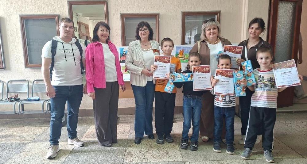 В СГТУ подвели итоги конкурса детского рисунка, посвященного Дню Победы