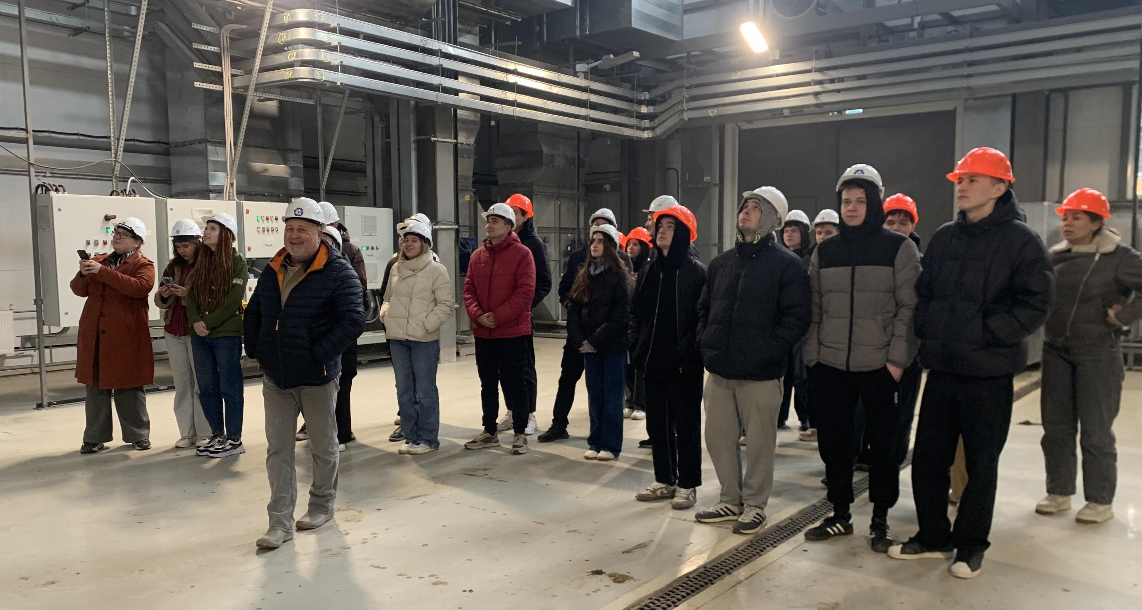 Политеховцы посетили с экскурсией экотехнопарк «Михайловский»