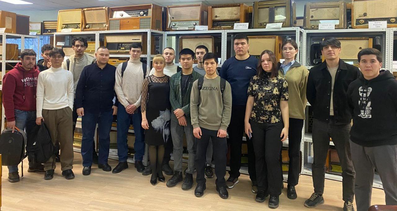 Иностранные студенты СГТУ посетили Музей радио 