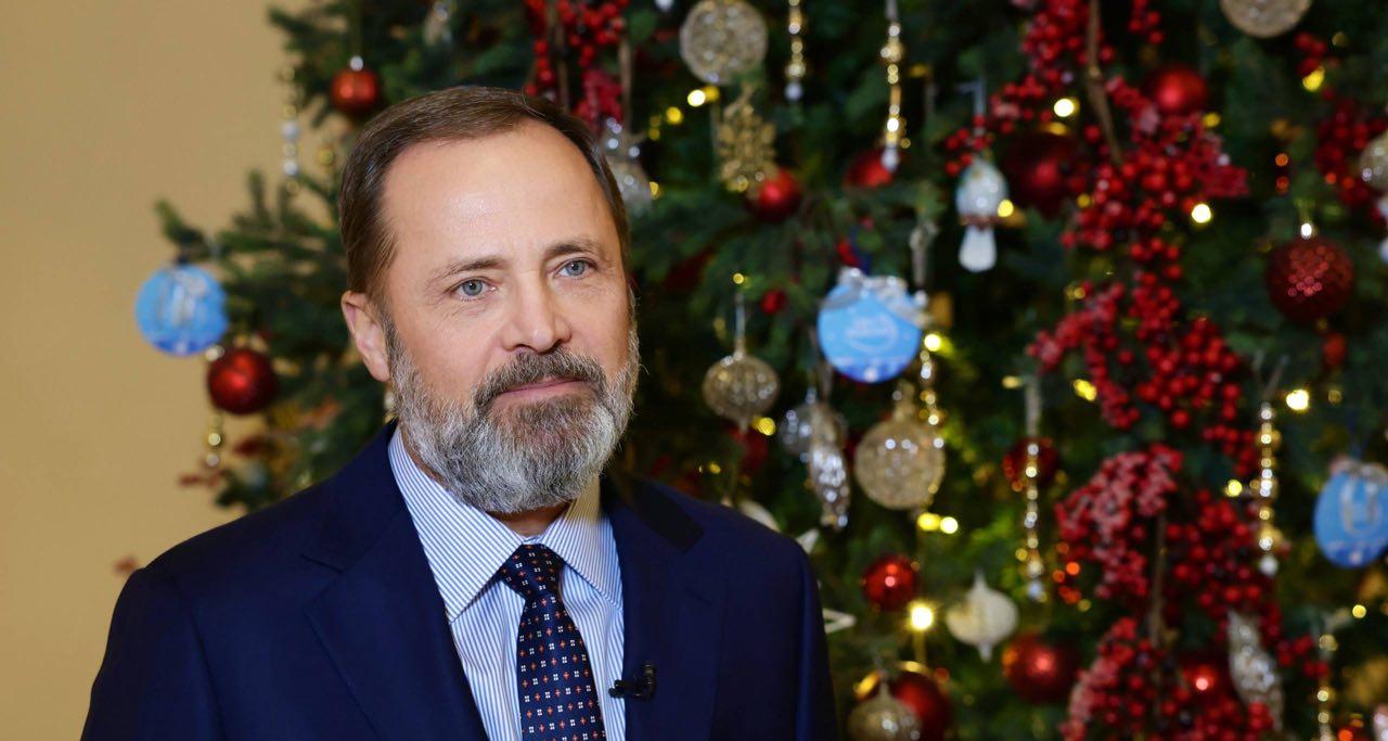 Поздравление Игоря Комарова с наступающим Новым годом и Рождеством 