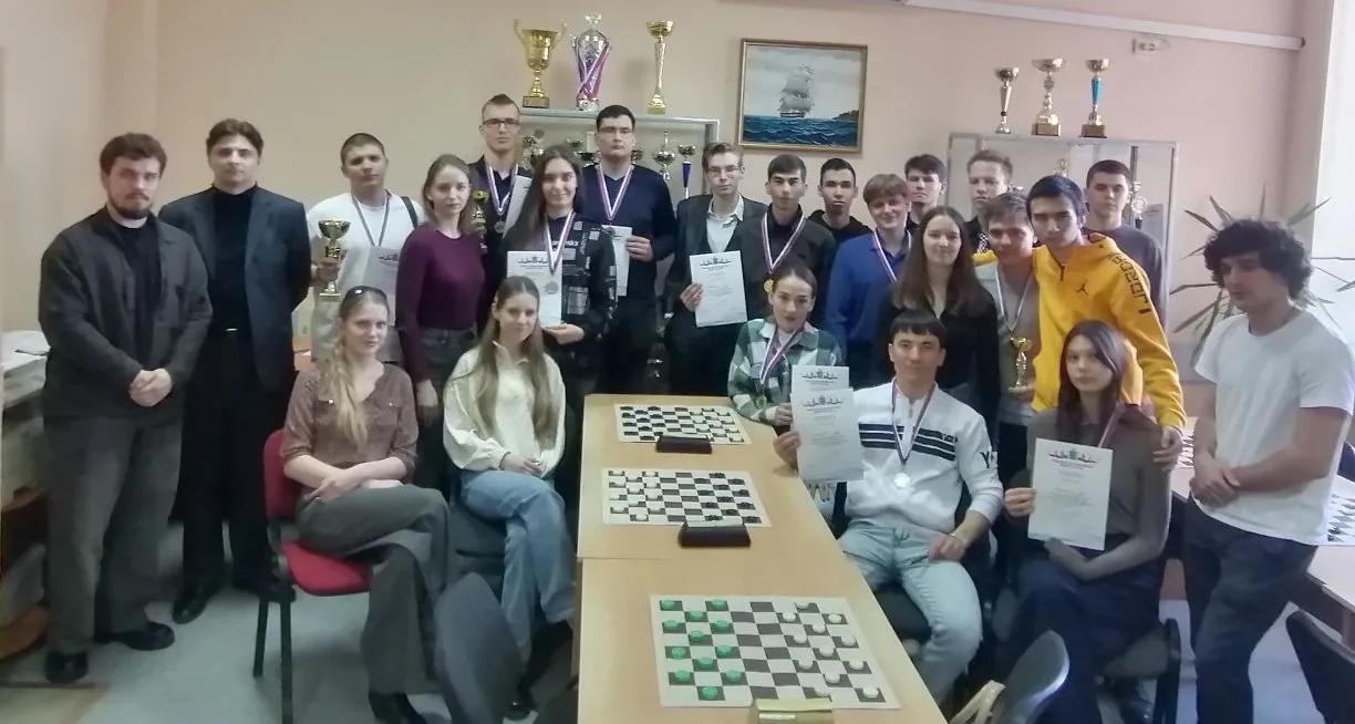 Политеховцы – победители и призеры Первенства области по шашкам