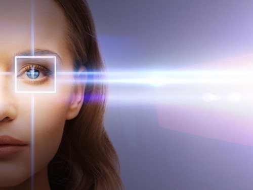 Корпорация Ocumetics Technology разрабатывает "бионические линзы"