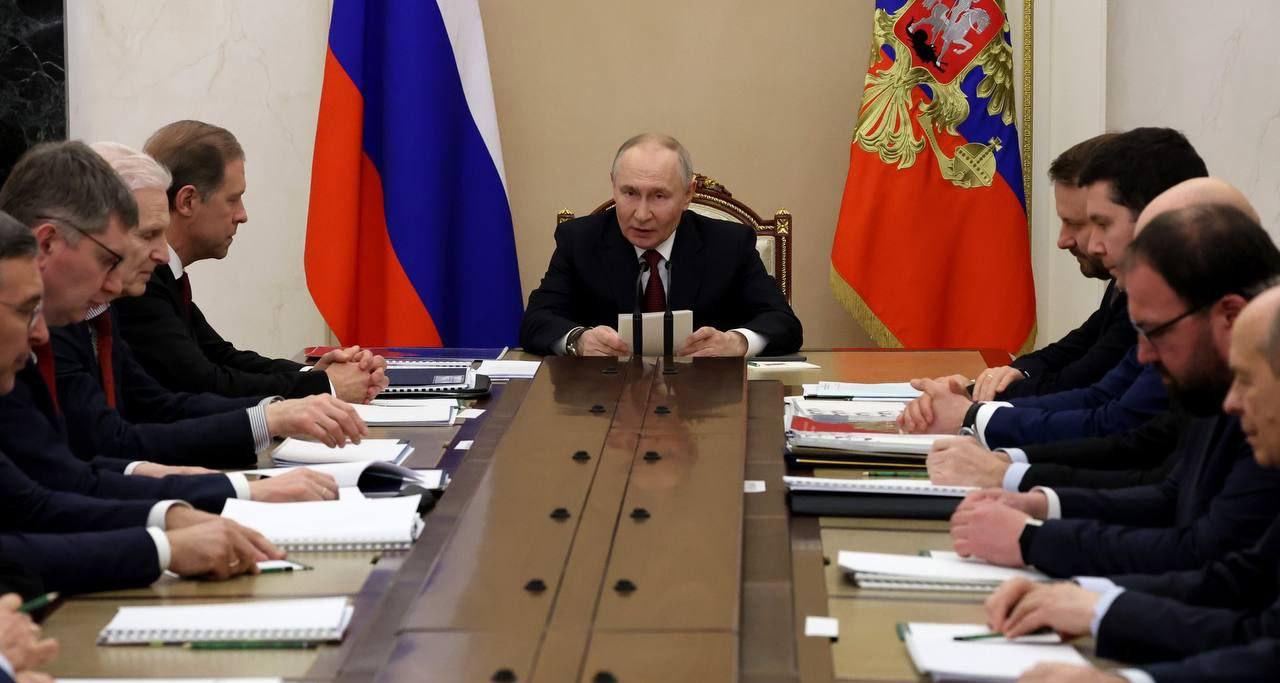 Владимир Путин: В России развиваются сильные научные школы в области электроники