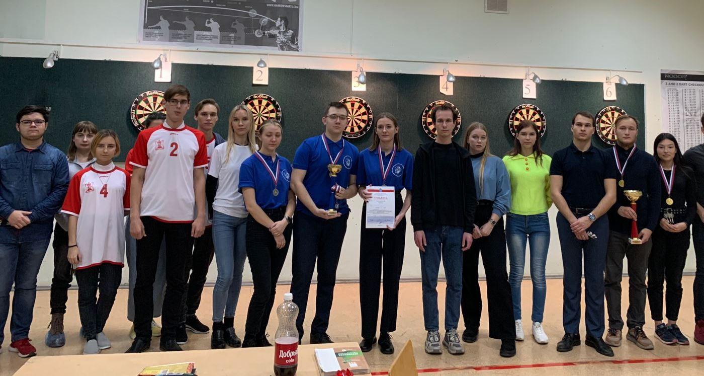 Команда СГТУ приняла участие в соревнованиях по дартсу