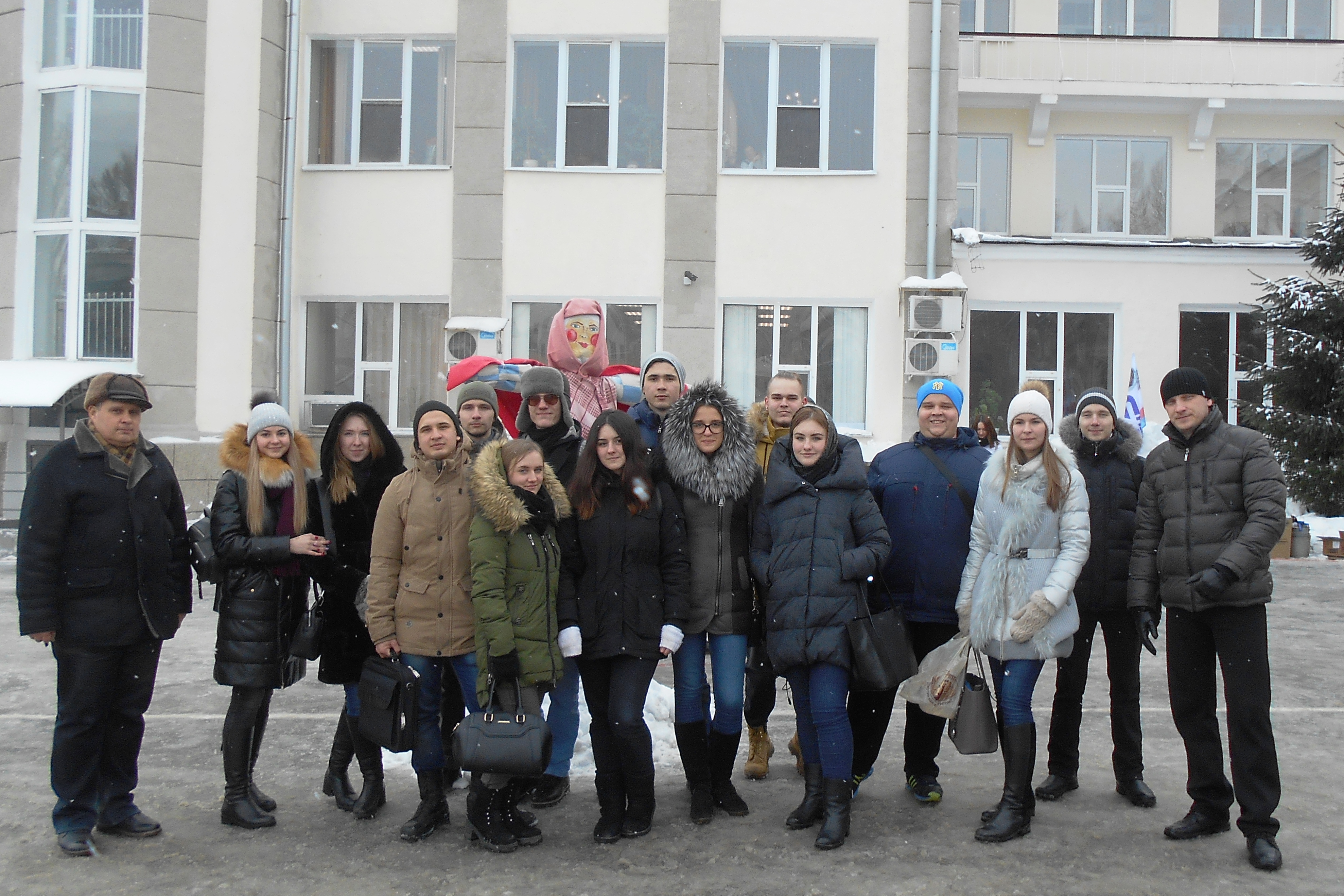 Студенты группы с1-СЗС31 УРБАС на празднике Широкой Масленицы