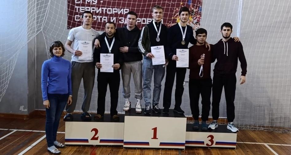 Гагаринцы – призеры соревнований по греко-римской борьбе