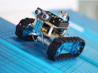Детская компьютерная школа ИнПИТ ведет набор на курс «Программирование Arduino-роботов»