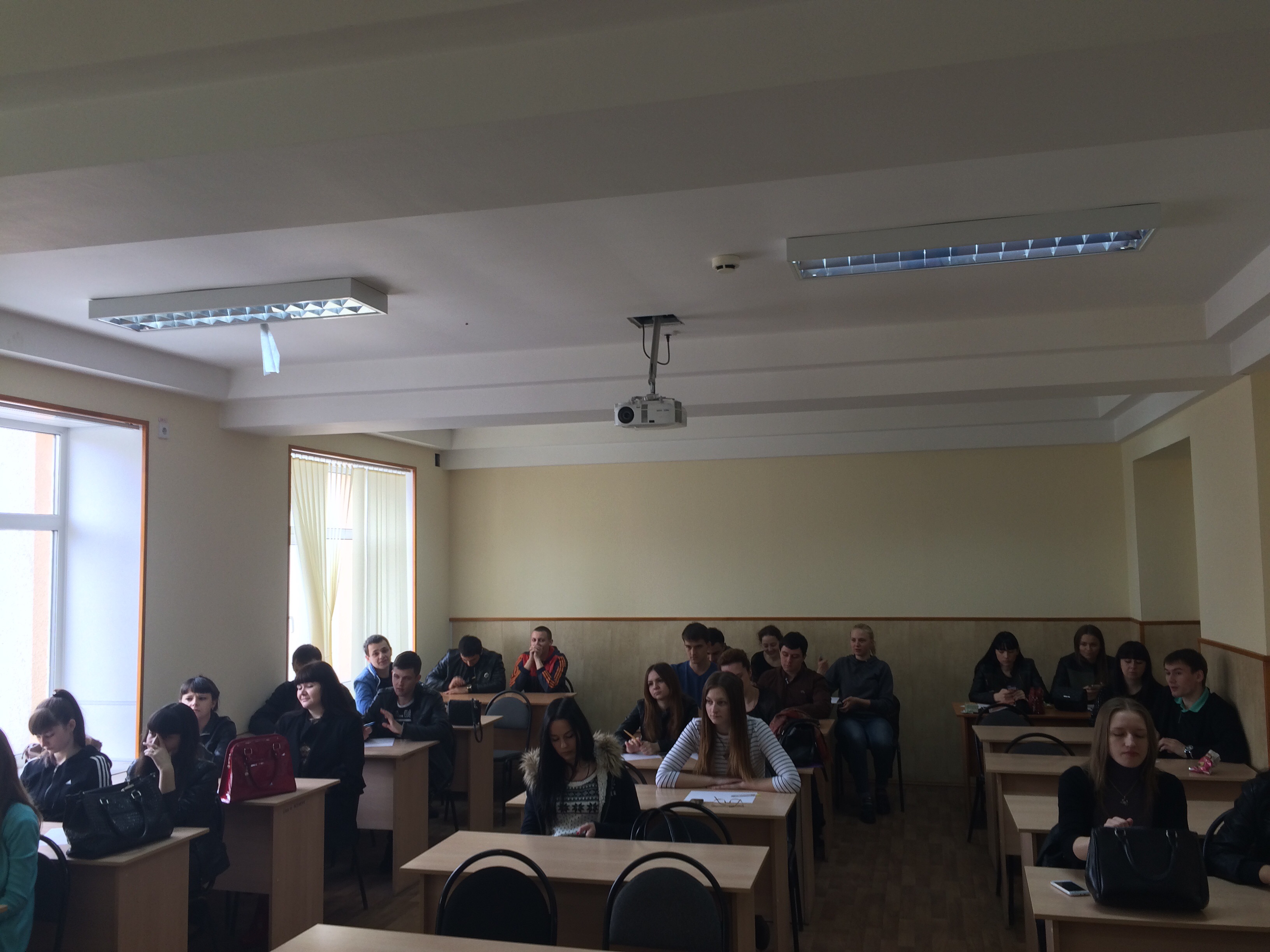 Студенты ФЭМ приняли участие в финансовом диктанте