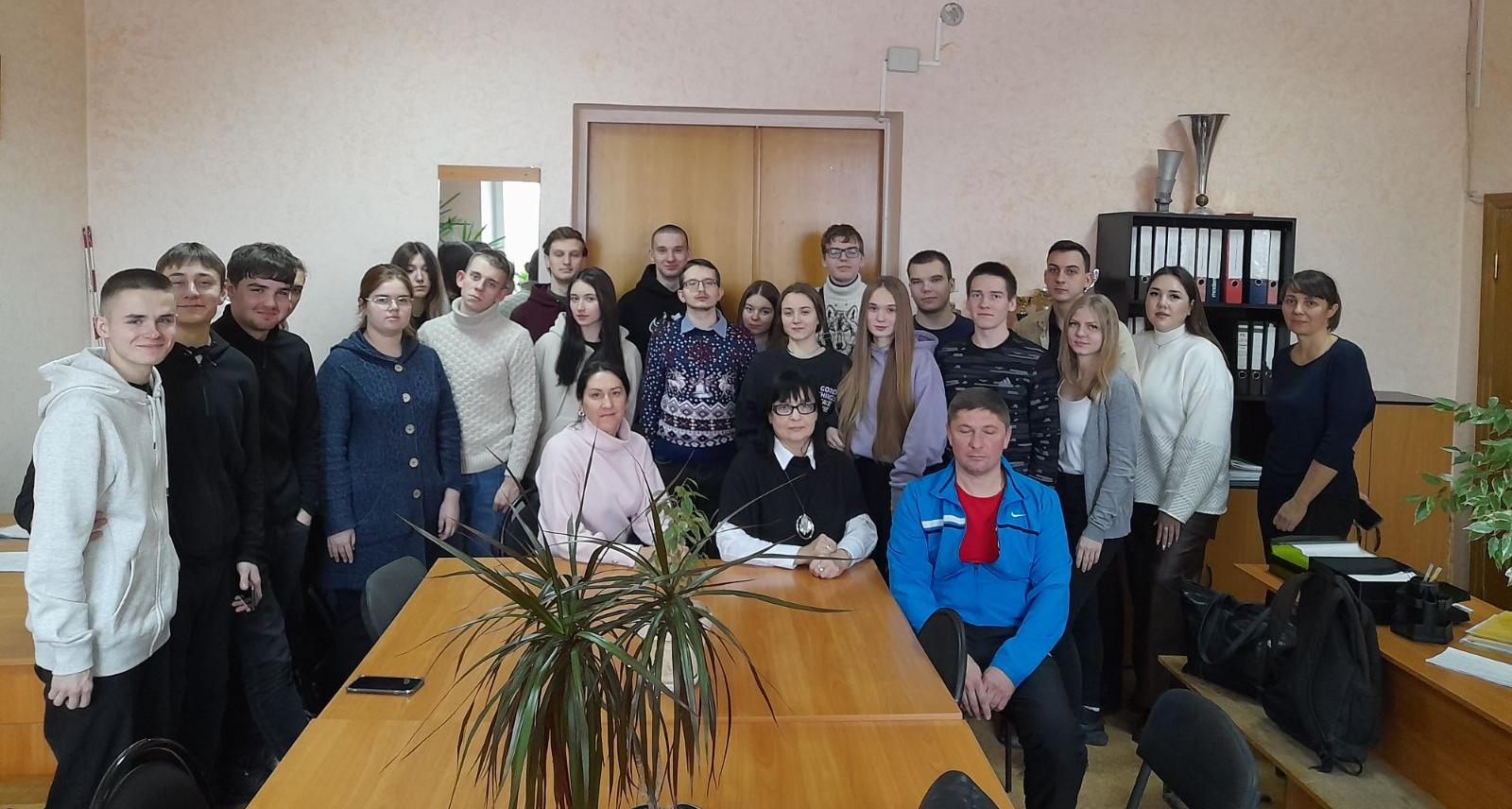 В СЭИ прошел «круглый стол» «Физические и психические аспекты в студенческой среде»