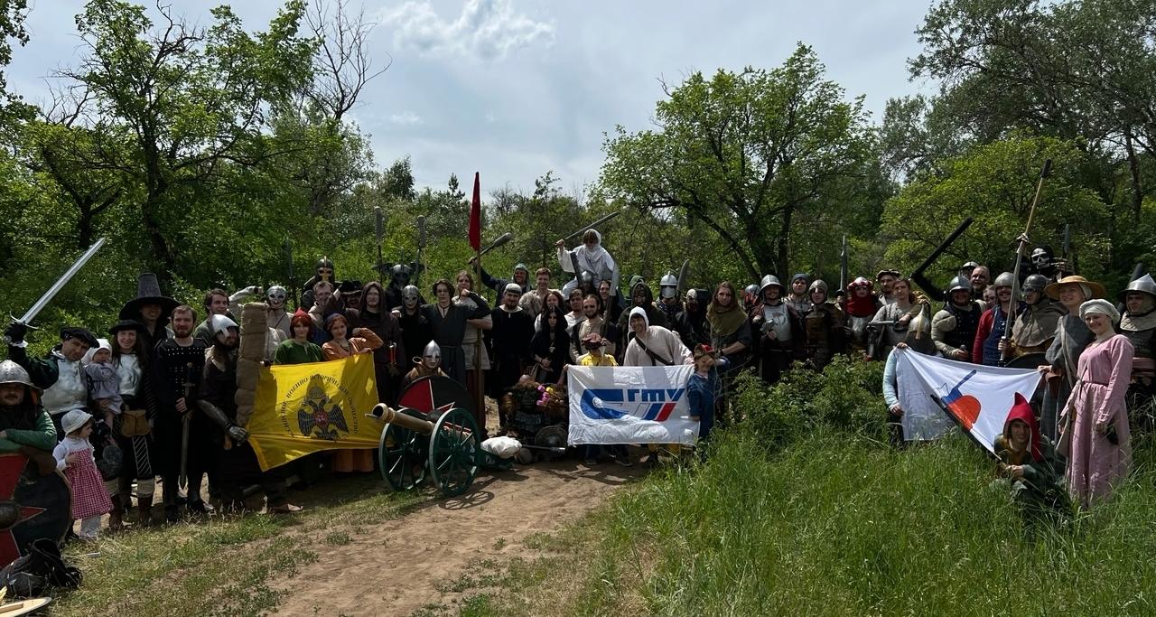 Реконструкторы Политеха развернули маневры в урочище Тинь-Зинь