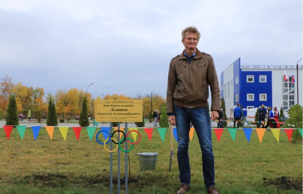 Имя доцента ФКС появилось на аллее спортивной славы Саратова