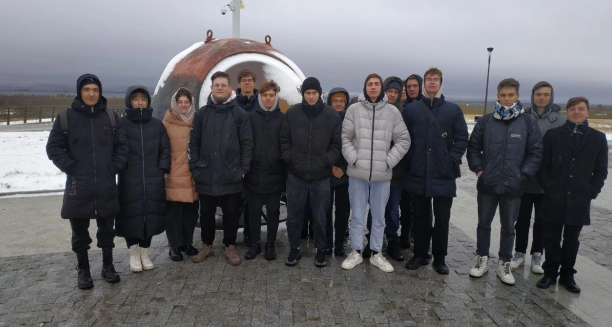 Первокурсники ИММТ посетили Парк покорителей космоса