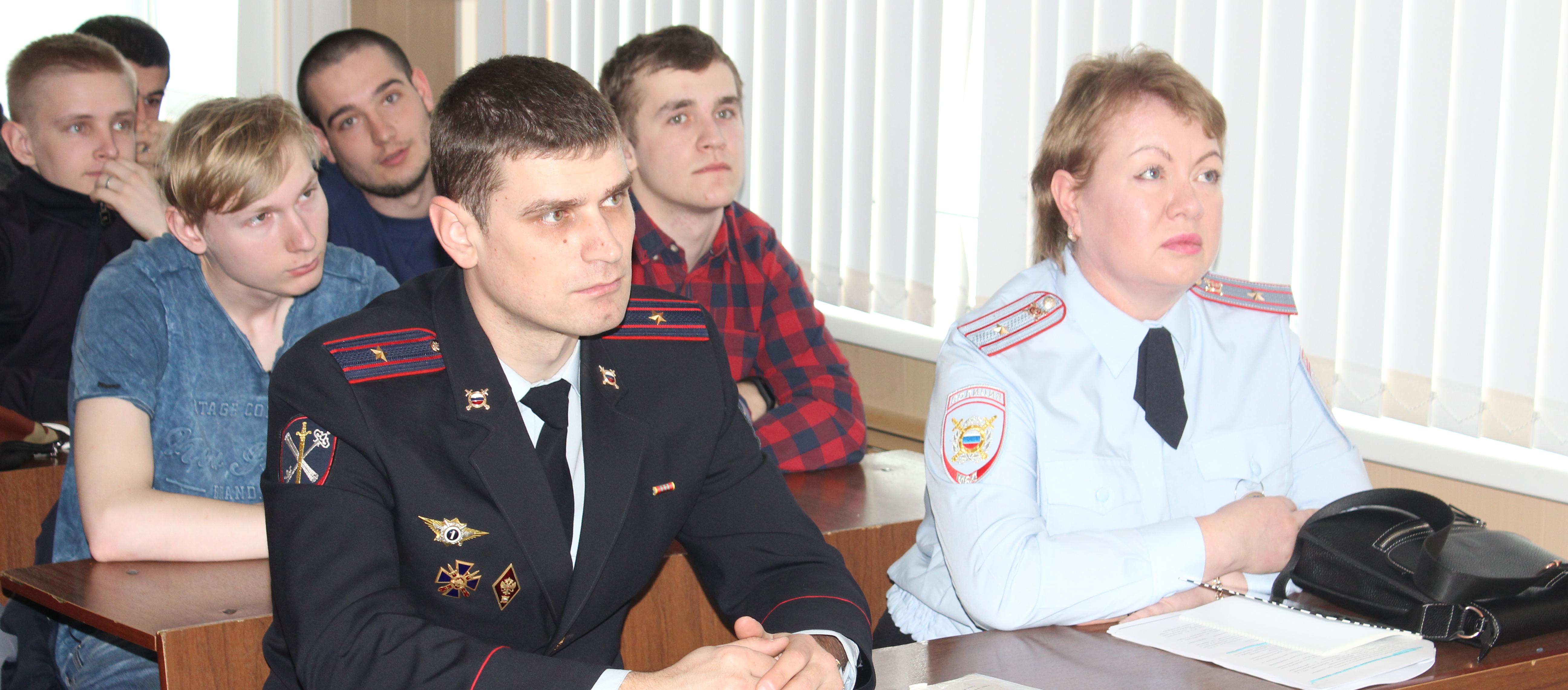 Политеховцам рассказали о работе в народной дружине
