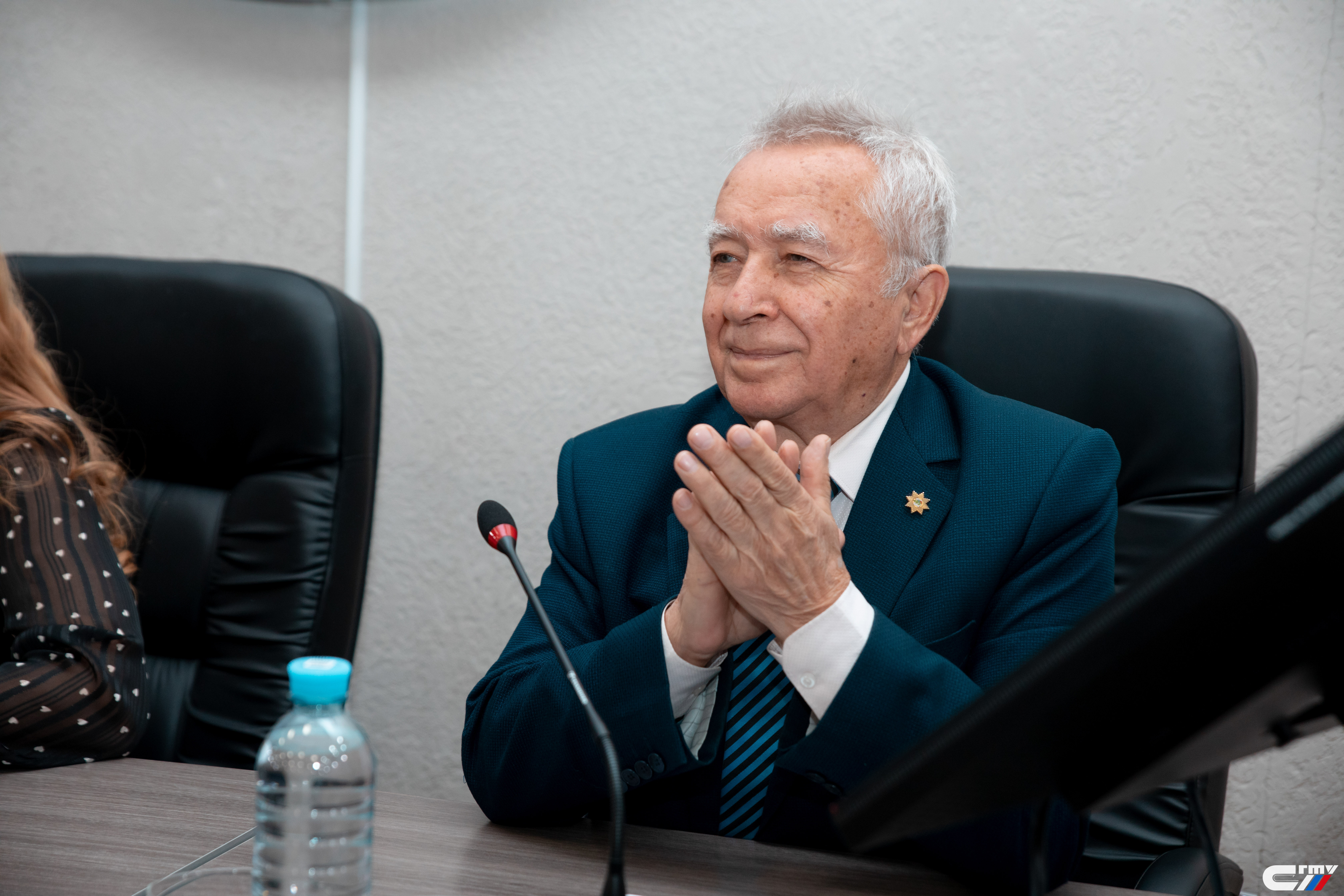 SGTU0507-2.jpg