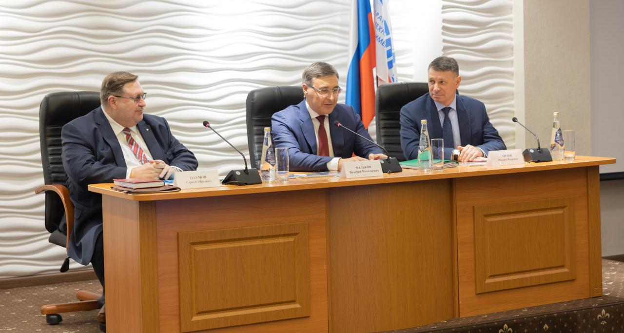 План развития СГТУ обсудили с участием главы  Минобрнауки Валерия Фалькова