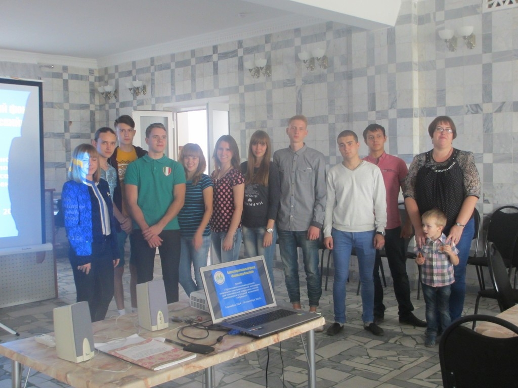 Волонтеры бОРГМ и бСОЦЛ приняли участие в Круглом столе по итогам проекта