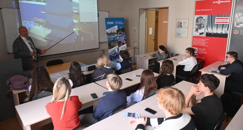 Учащиеся Инженерного лицея посетили Институт энергетики