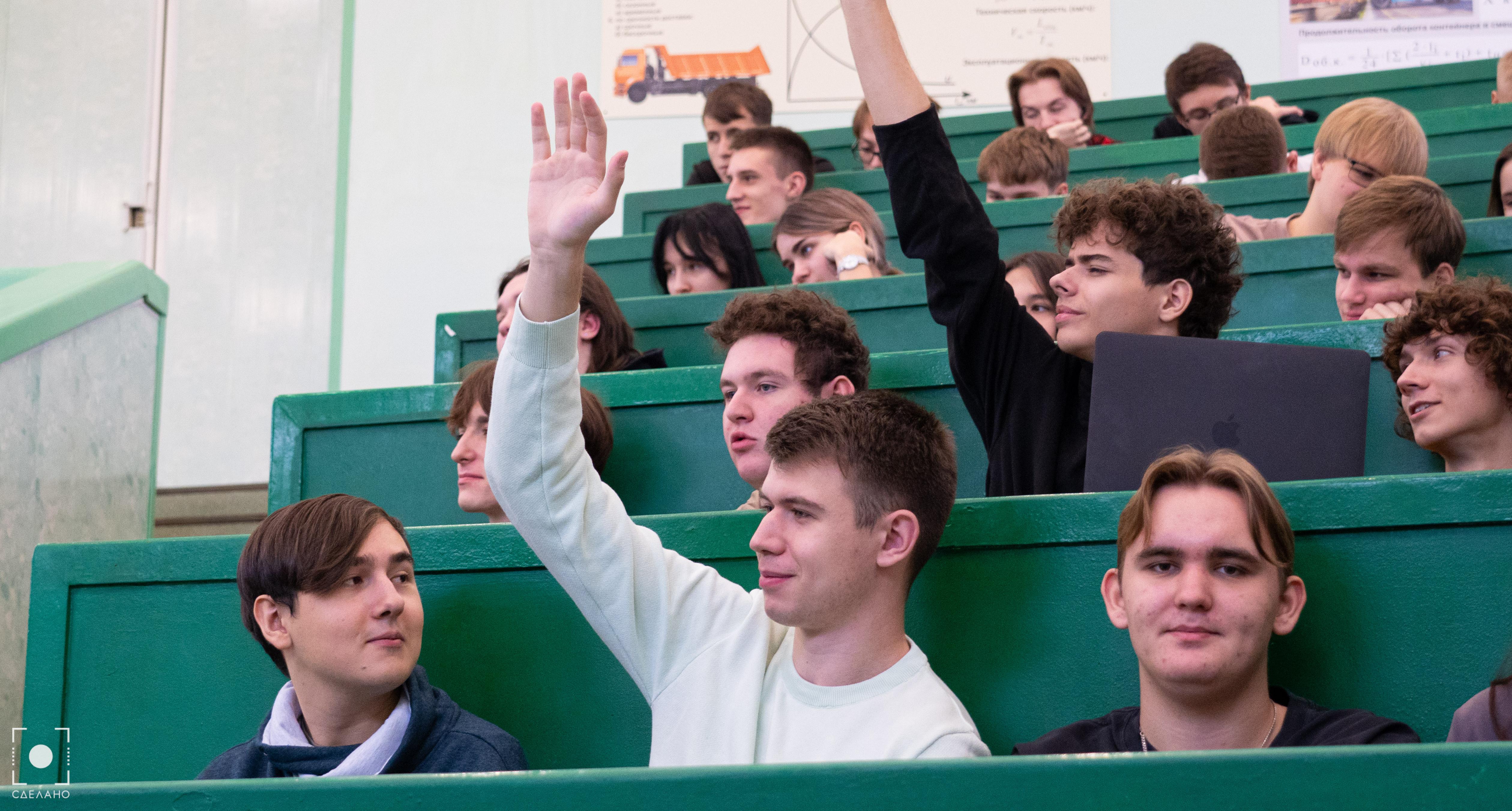 В ИнПИТ прошла встреча будущих разработчиков с представителями крупной российской ИТ-компании