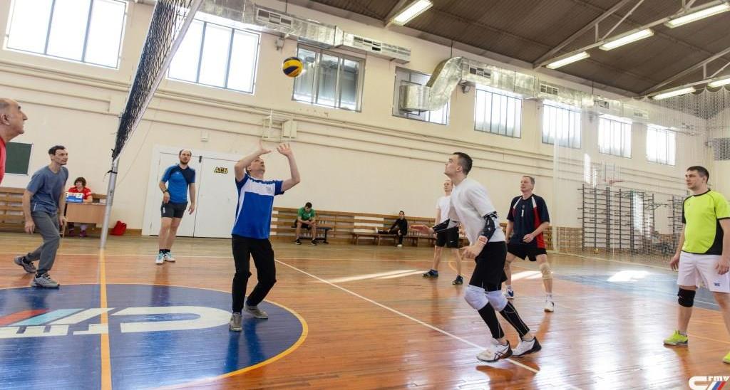 В СГТУ прошли соревнования по волейболу в рамках Спартакиады ППС