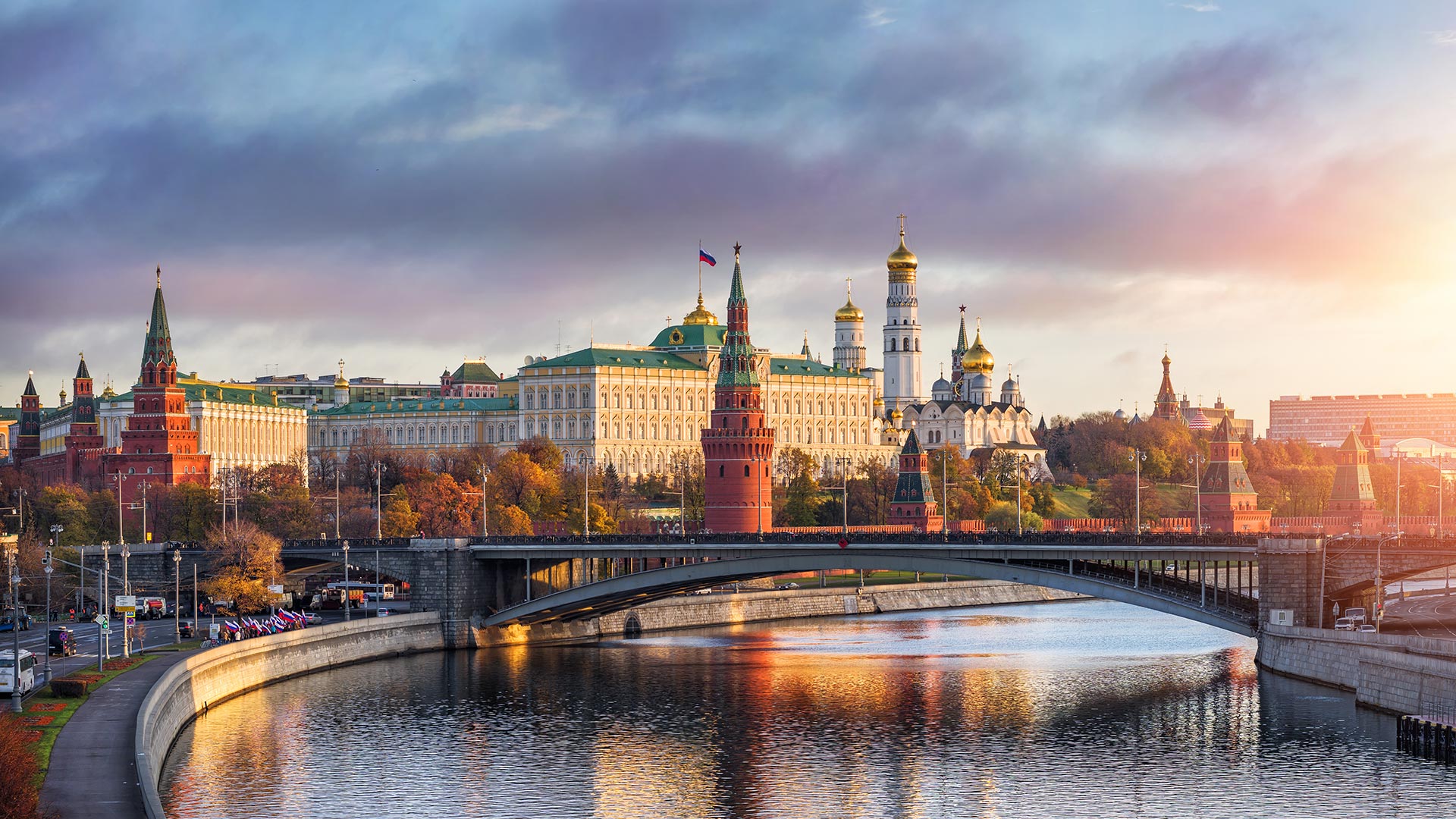 Ученые ЭТИ и СГТУ построили прогнозную модель роста столичного населения РФ