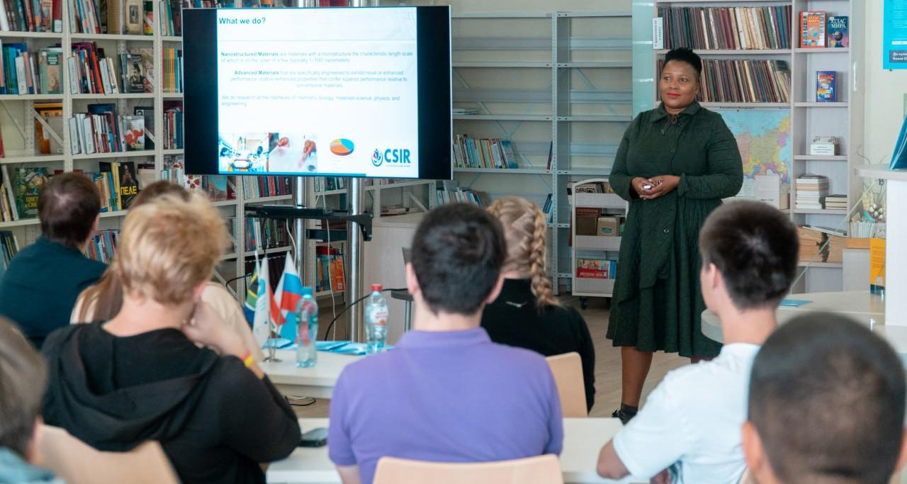 Профессор из ЮАР встретилась с преподавателями и студентами СГТУ