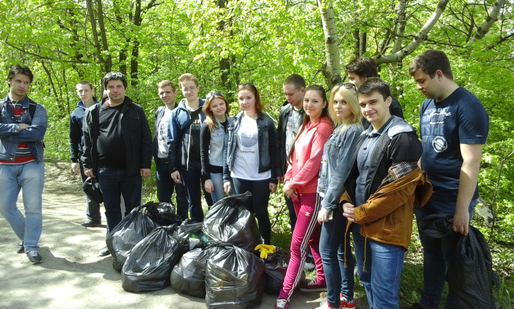 Студенты ЭКЛ приняли участие во Всероссийском экологическом субботнике «Зеленая весна»