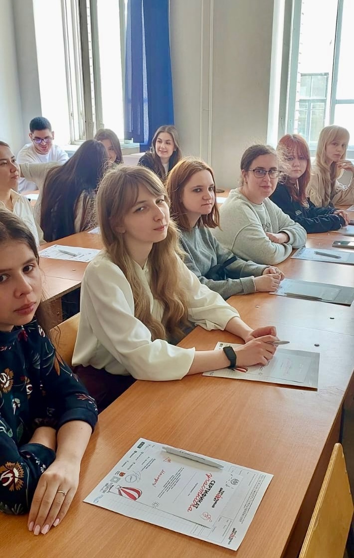 Первокурсники кафедры ПМК приняли участие в международном "Тотальном диктанте"