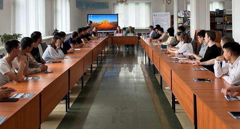 Сотрудник ИнПИТ провела мастер-класс для слушателей Республиканского высшего технического колледжа в Казахстане