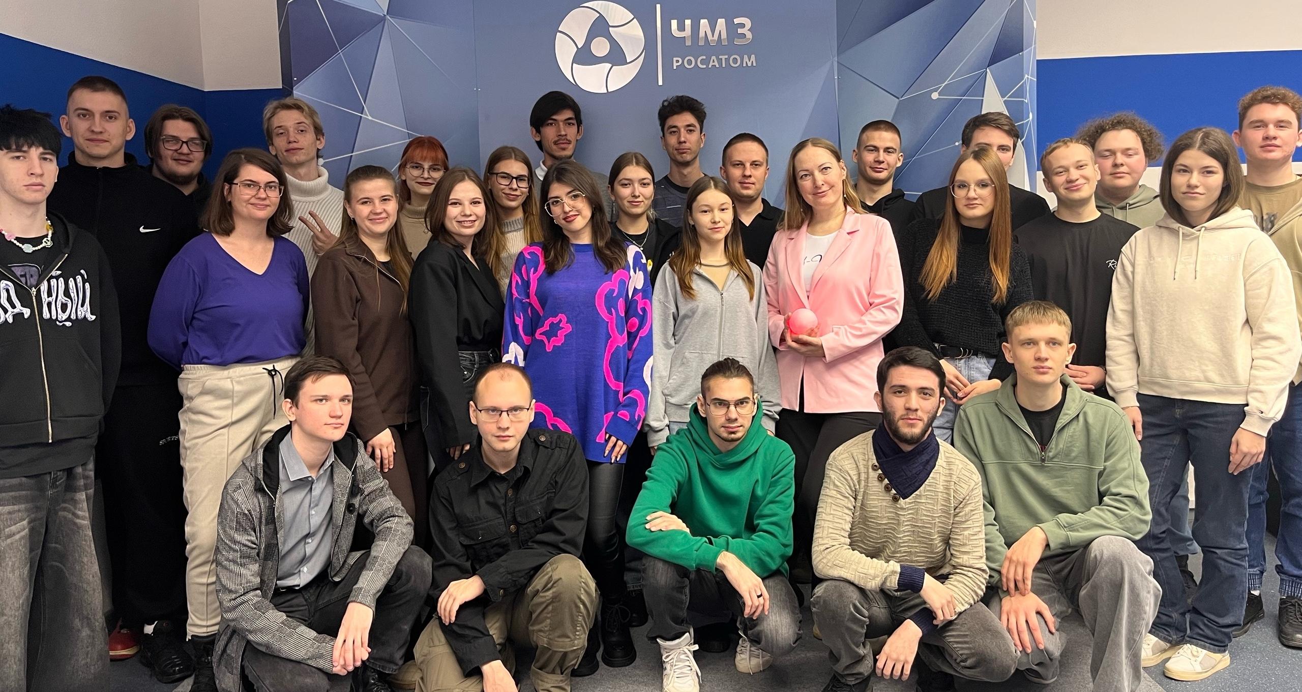 Студенты ФТИ и ИММТ посетили Чепецкий механический завод в Удмуртии