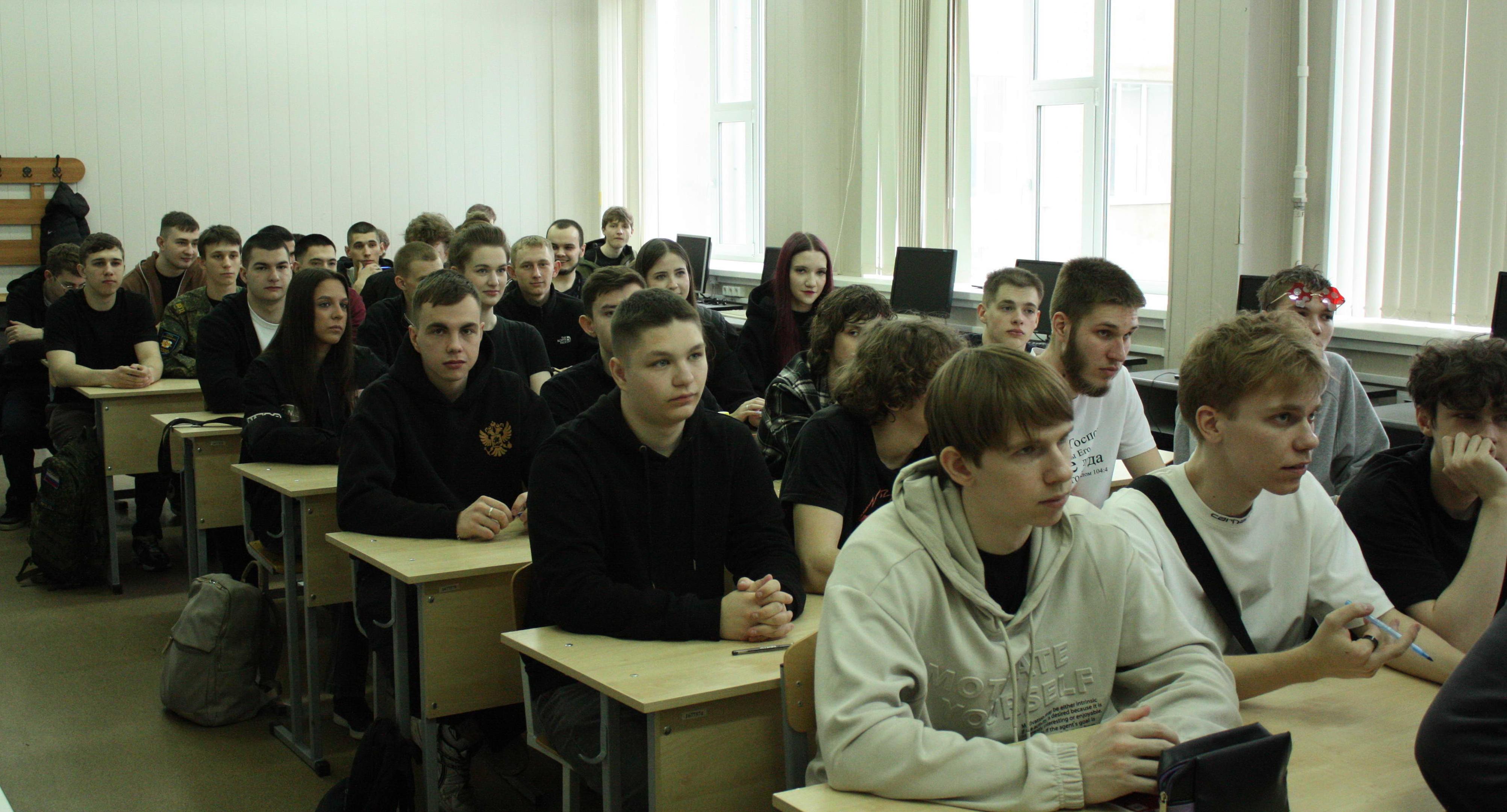 В ИнЭН подвели итоги олимпиады по «Теоретическим основам электротехники»  