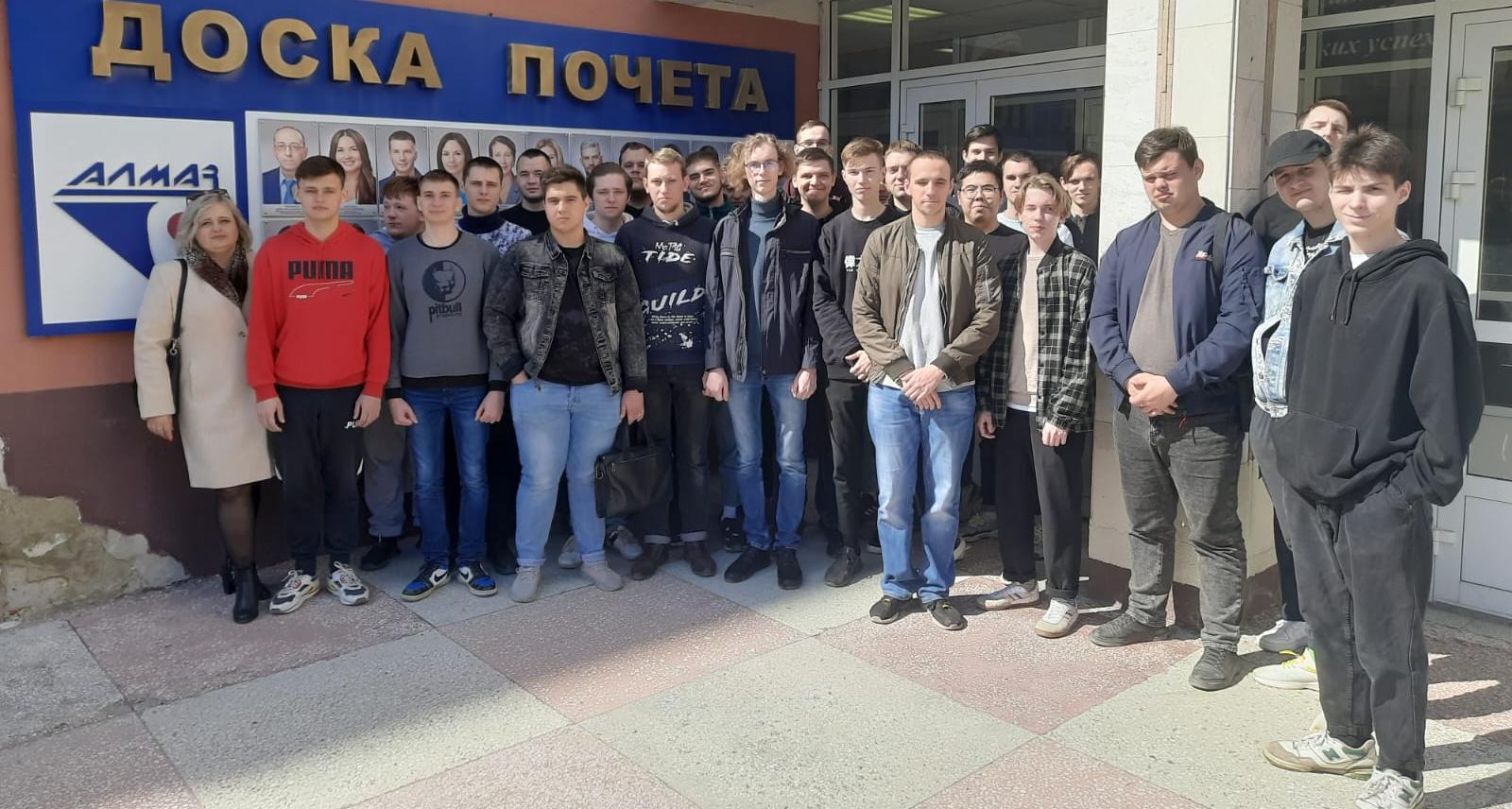 Студенты ИММТ приняли участие в акции «Неделя без турникетов»