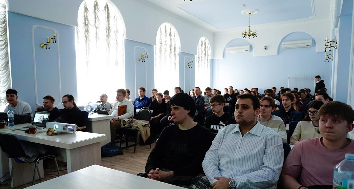 В ИнПИТ прошел интенсив от практика ИТ-индустрии