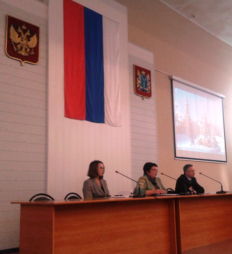 Заместитель министра занятости, труда и миграции Саратовской области встретился со студентами ФЭМ