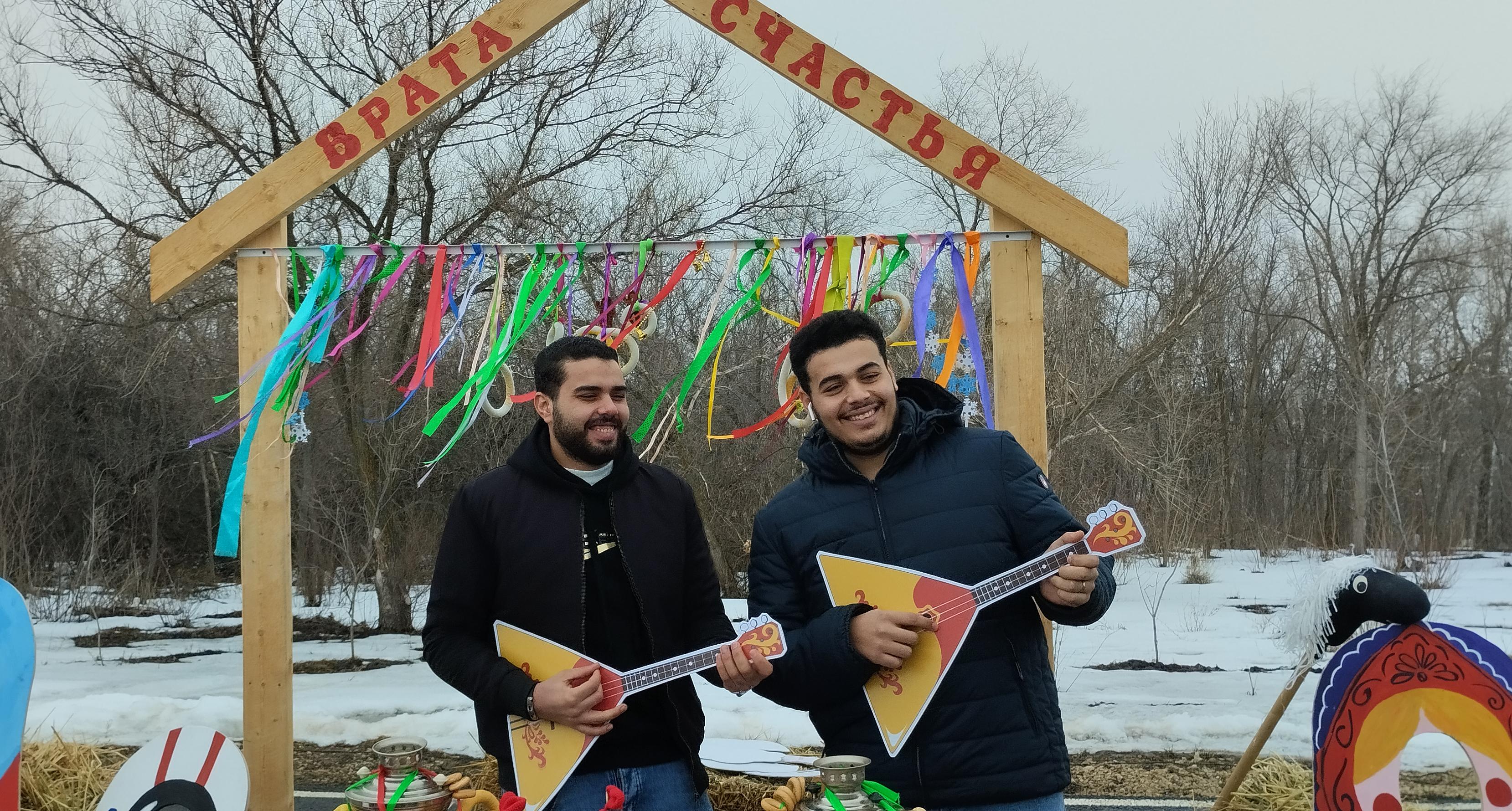 Иностранные студенты СГТУ отпраздновали Масленицу