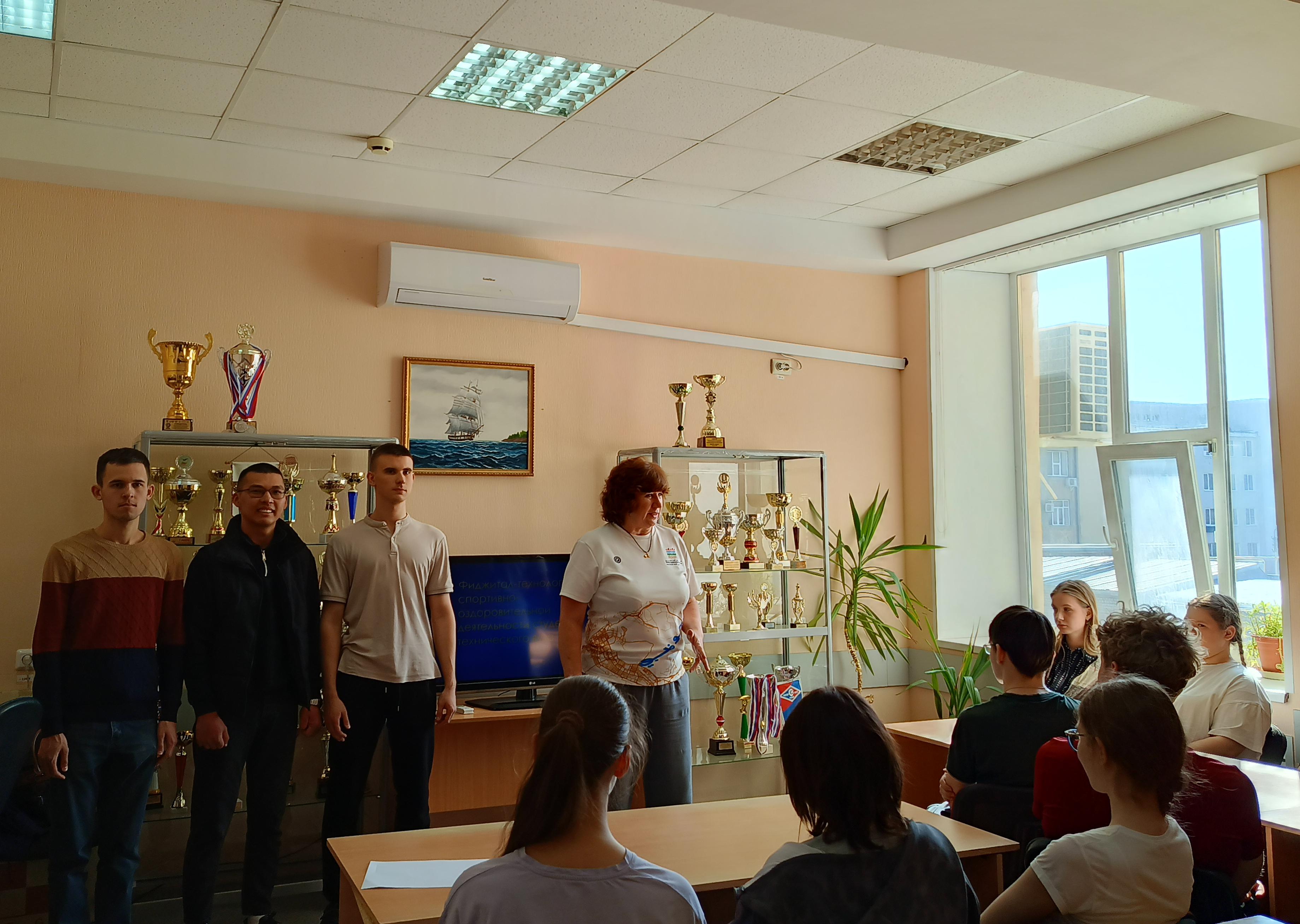 Студенты СГТУ обсудили фиджитал-технологии в спорте 