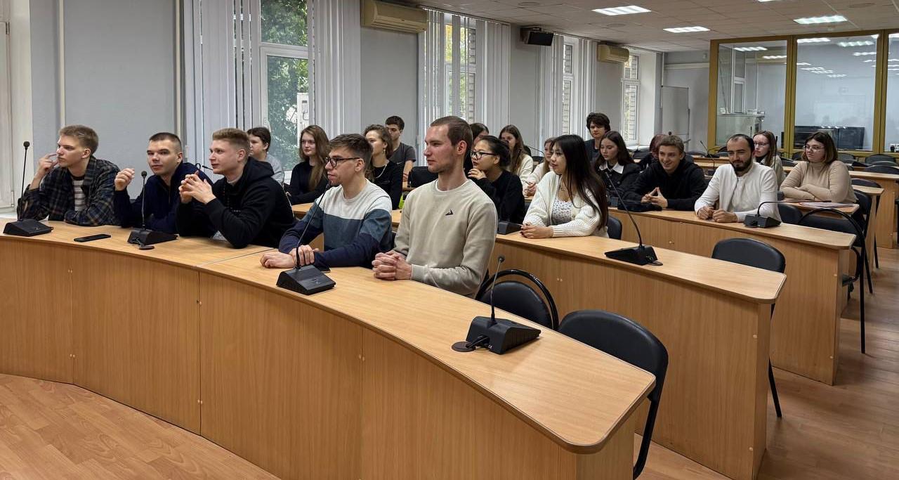 В СЭИ прошла лекция «Введение в технологическое предпринимательство»