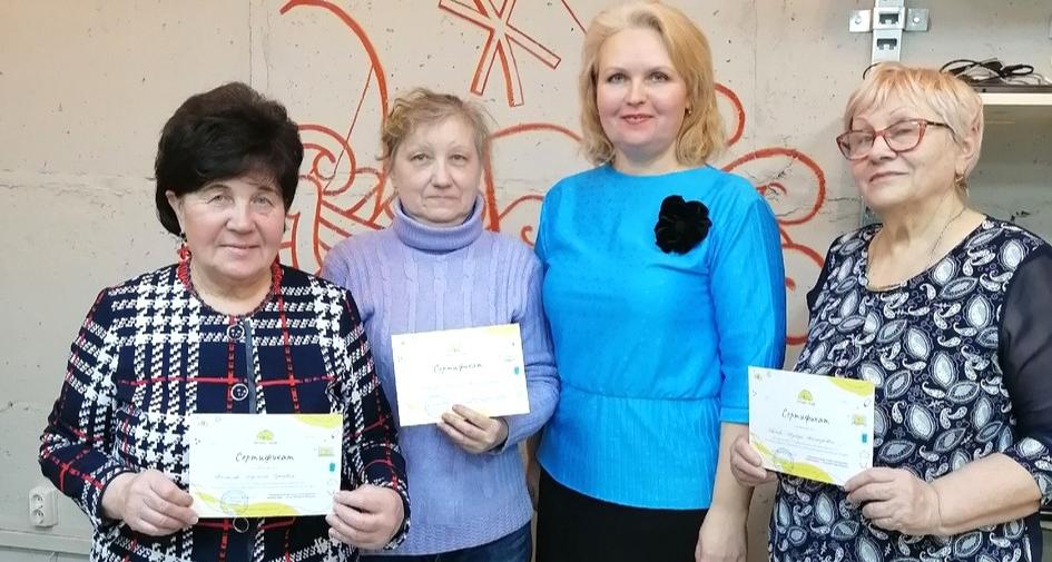 Доцент ИнПИТ провела курс компьютерной грамотности для людей старшего поколения