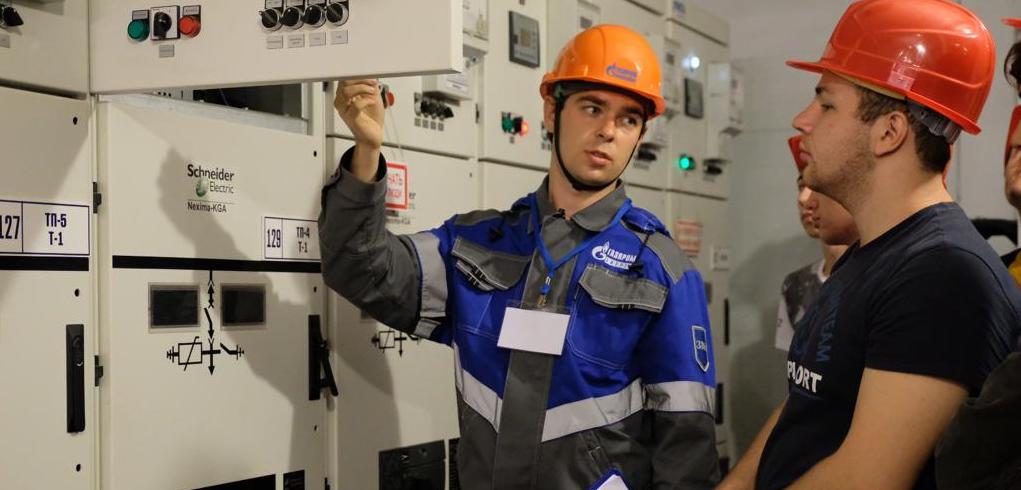 Студенты ИнЭТС побывали на предприятии