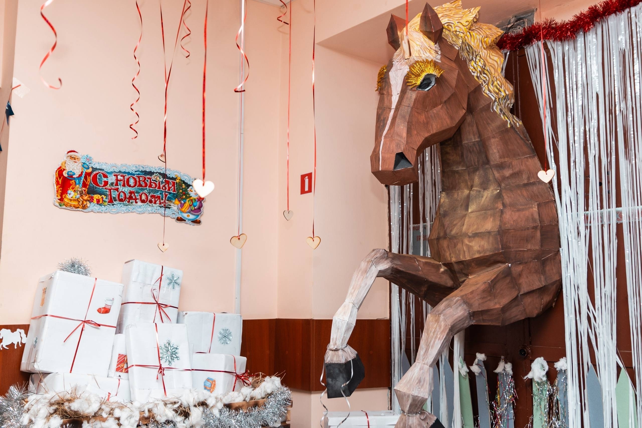 Подготовка к Новому году на кафедре "Сварка и металлургия"