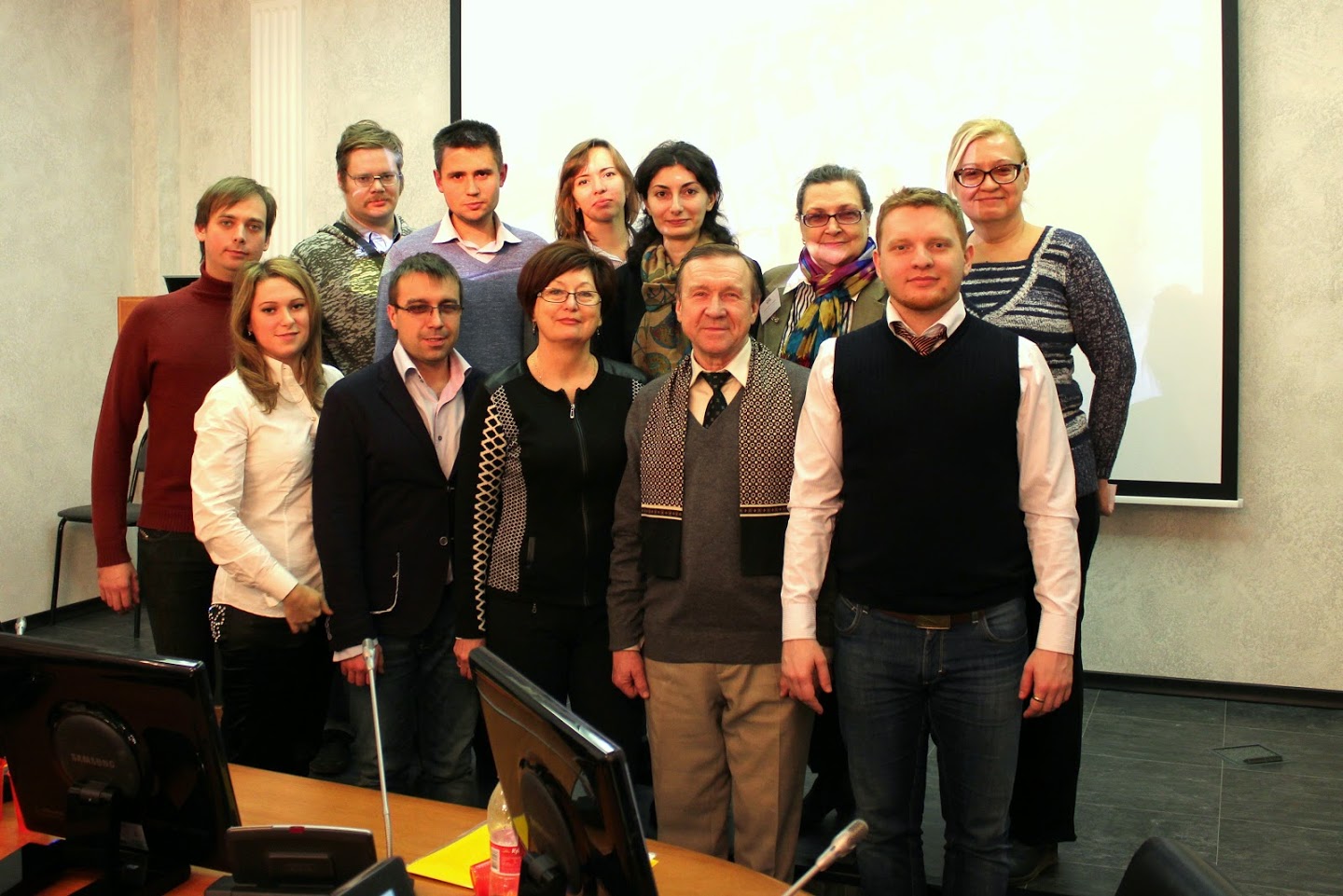 Социологический центр ИСПМ провел серию Круглых столов