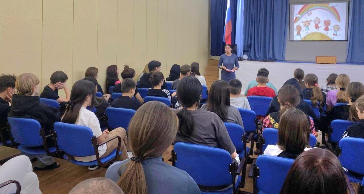 Школьники приняли участие в мастер-классе от доцента СЭИ