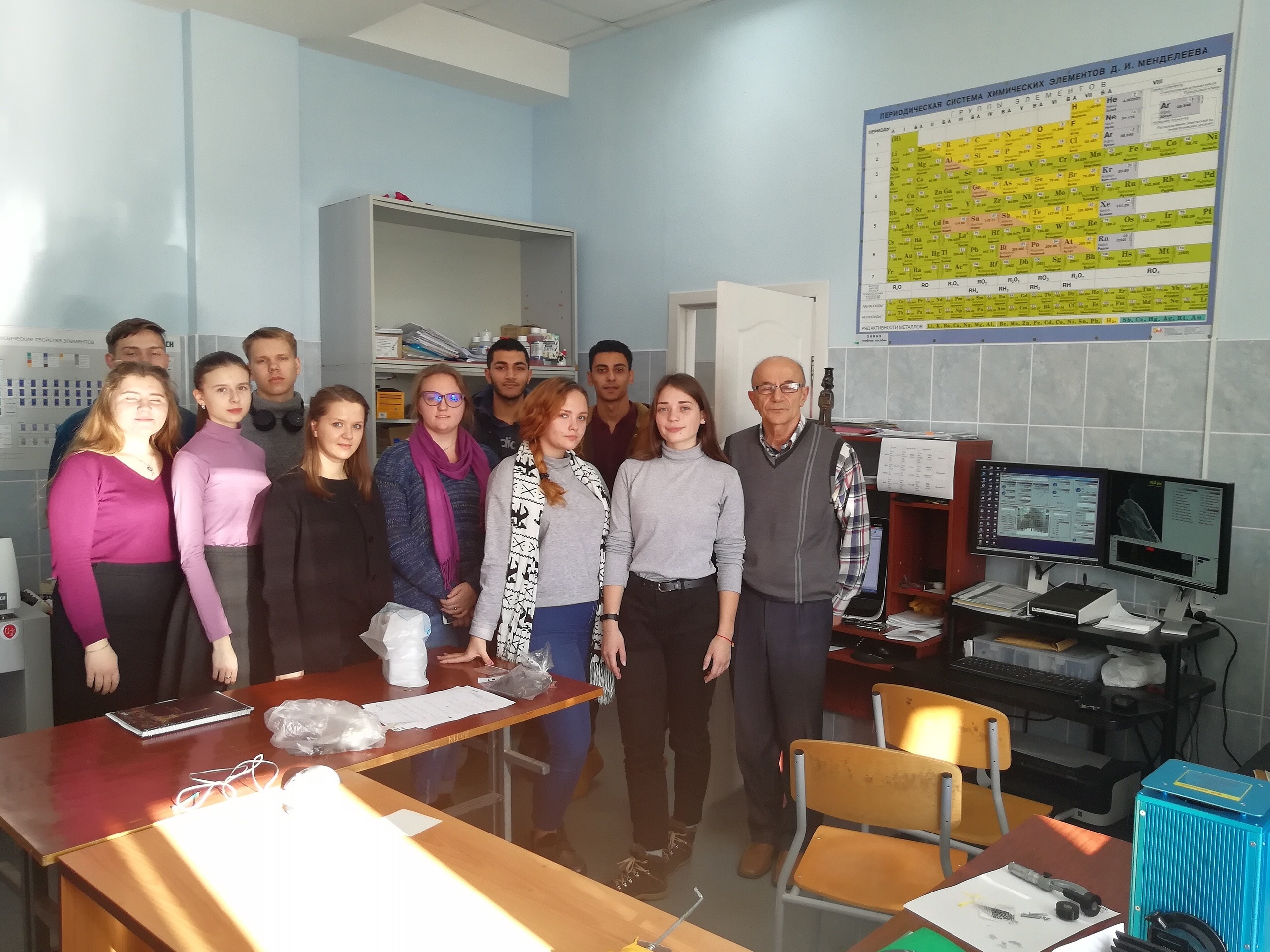 Студенты кафедры ФМБИ посетили кафедру ХИМ