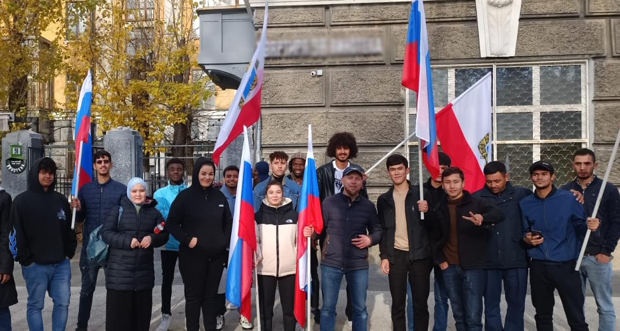 Иностранные студенты Политеха приняли участие в фестивале 