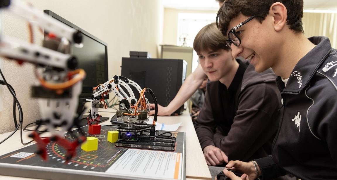 Х Фестиваль радиоэлектроники в СГТУ: ярмарка вакансий, конкурсы и мастер-классы