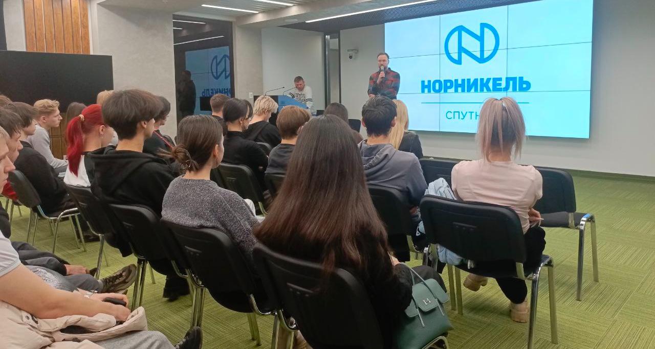 Студенты ИнПИТ посетили День открытых дверей федеральной ИТ-компании