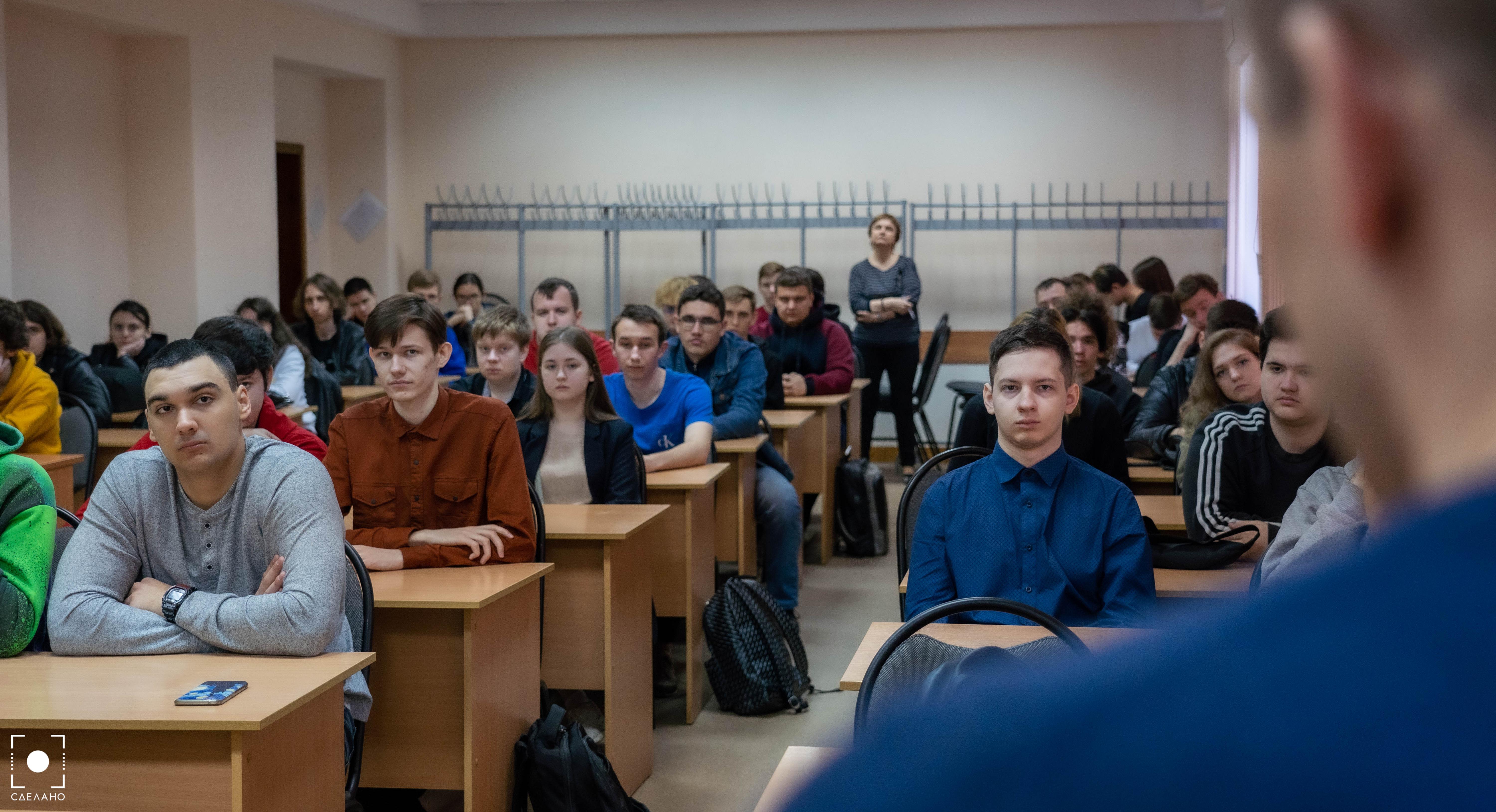 В ИнПИТ состоялась встреча студентов с работодателями из силовых структур