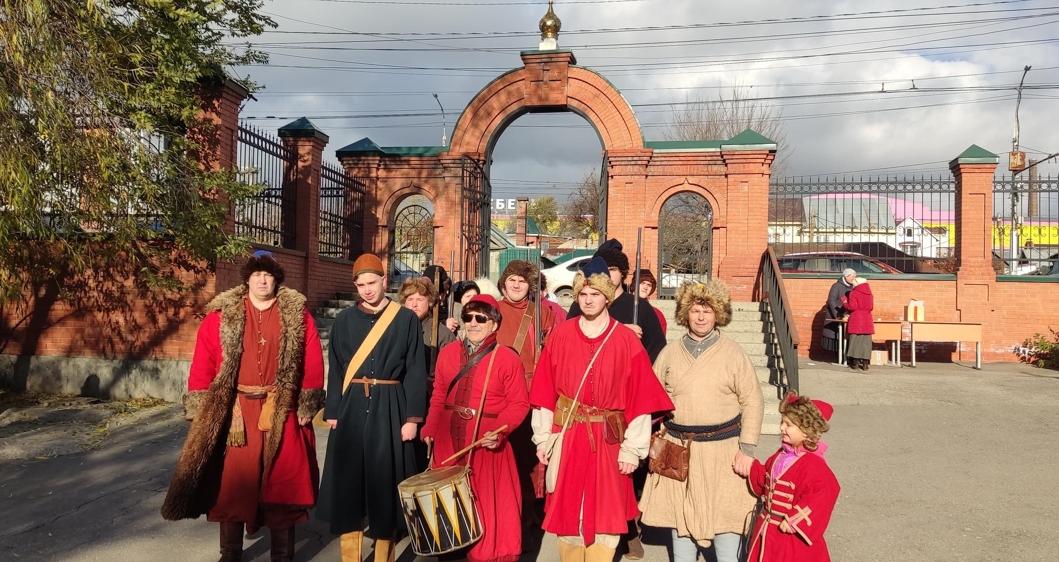 Политеховские реконструкторы – участники мероприятий ко Дню народного единства