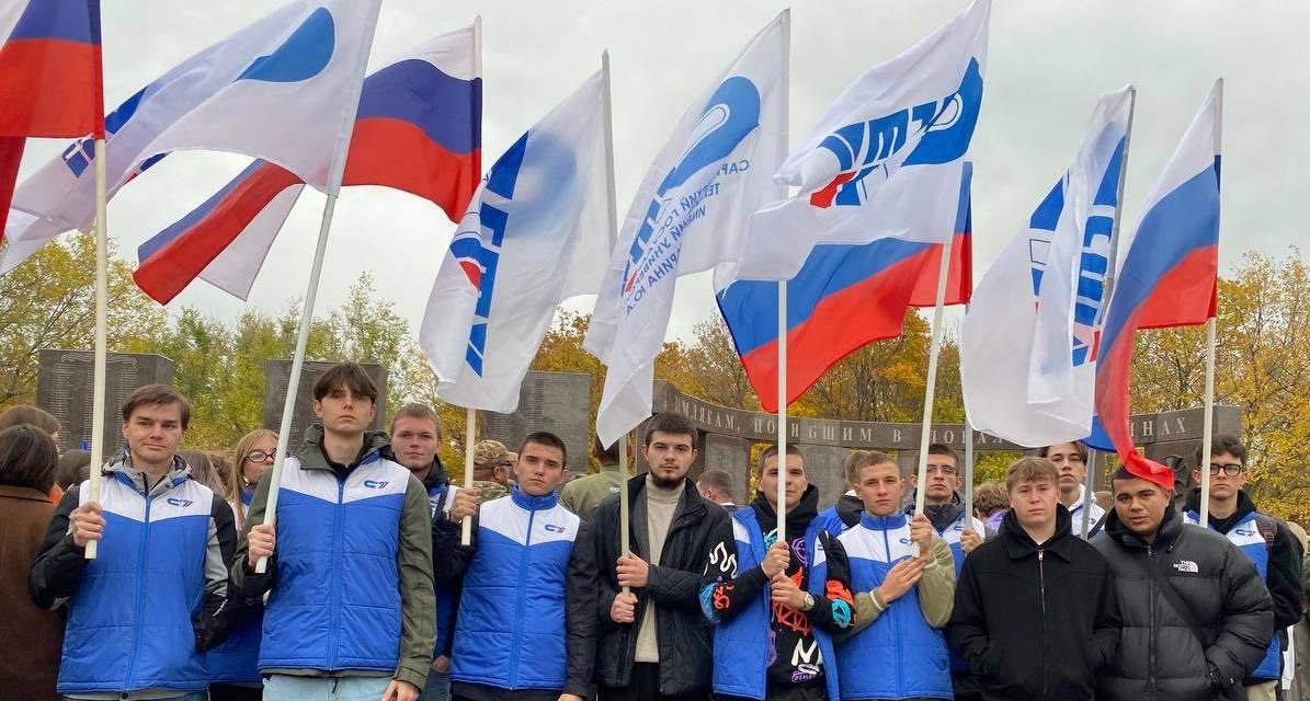 В Саратове увековечили имена участников СВО