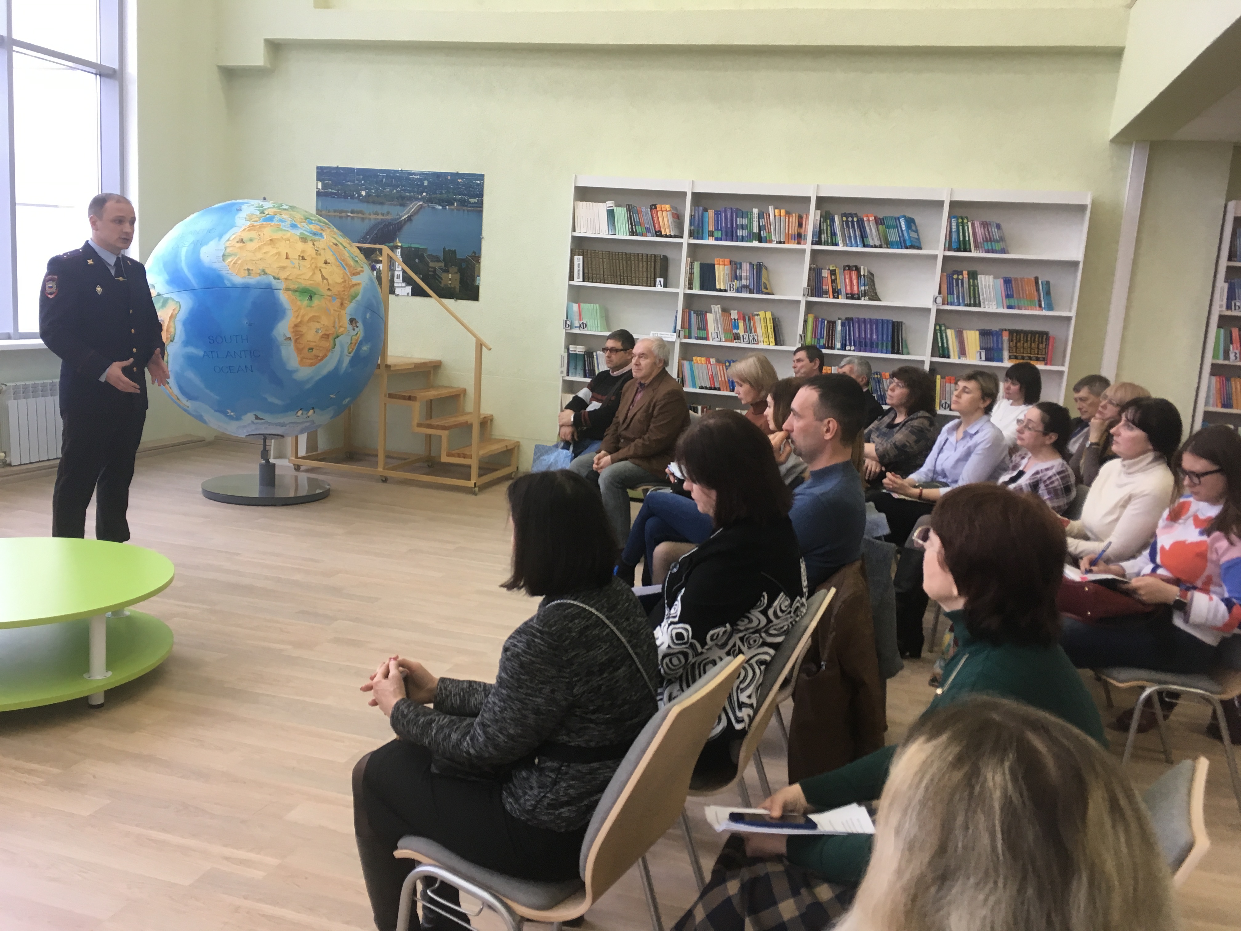 Для кураторов СГТУ прошел семинар по профилактике стресса обучающихся